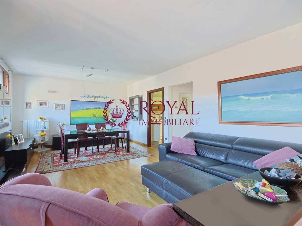 casa indipendente in vendita a Livorno in zona Ardenza