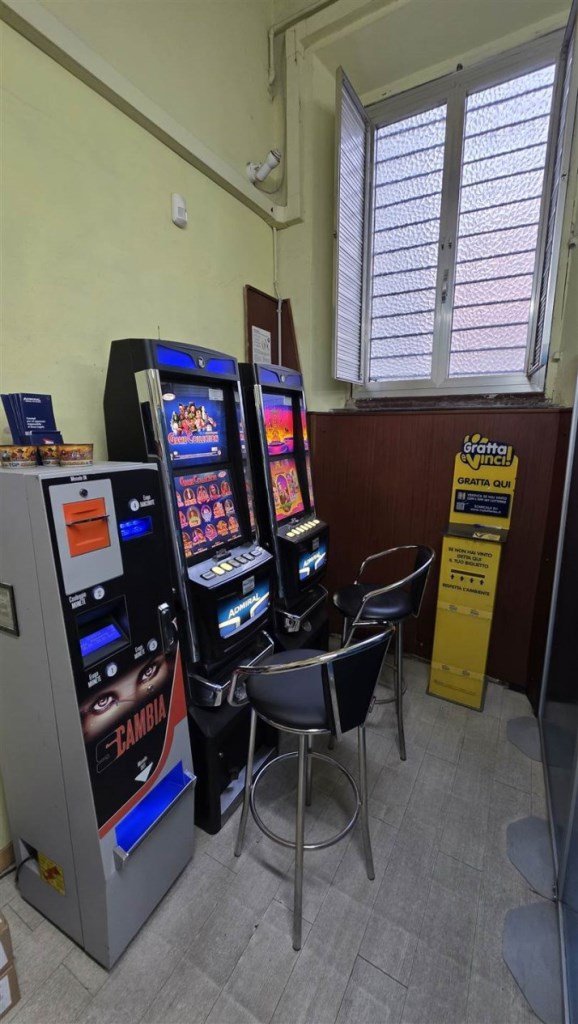 negozio in vendita a Livorno