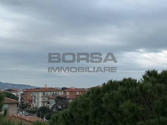appartamento in vendita a Livorno in zona Ardenza