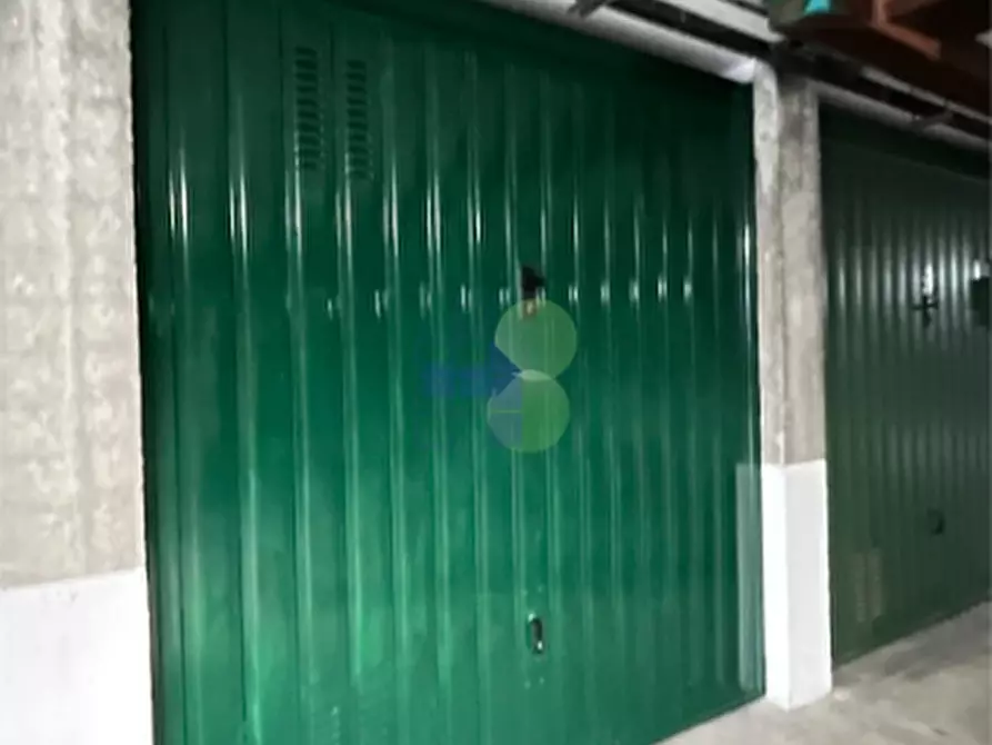 locale di sgombero in vendita a Livorno