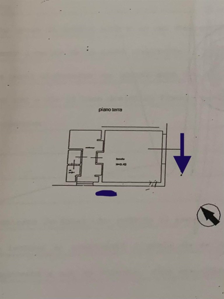 locale commerciale in vendita a Livorno in zona Centro Città