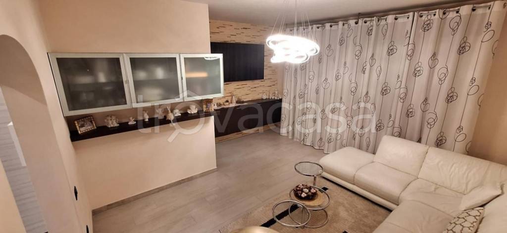 appartamento in vendita a Livorno in zona La Leccia