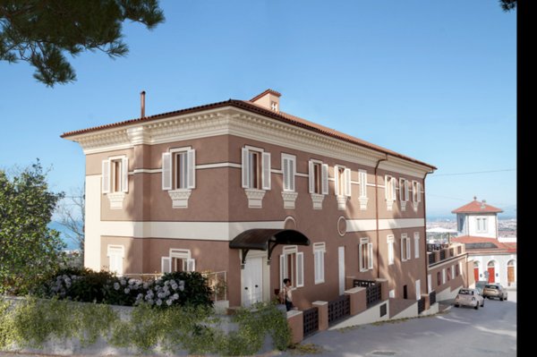 appartamento in vendita a Livorno in zona Montenero