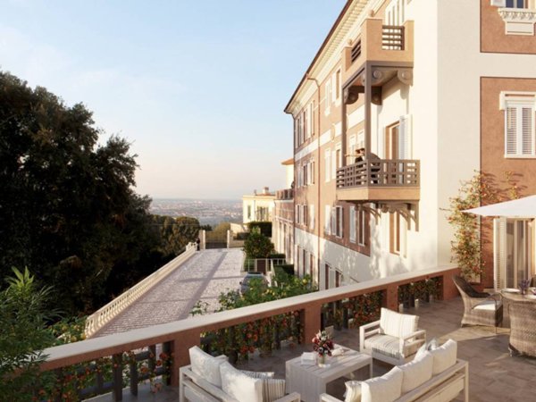 appartamento in vendita a Livorno in zona Montenero