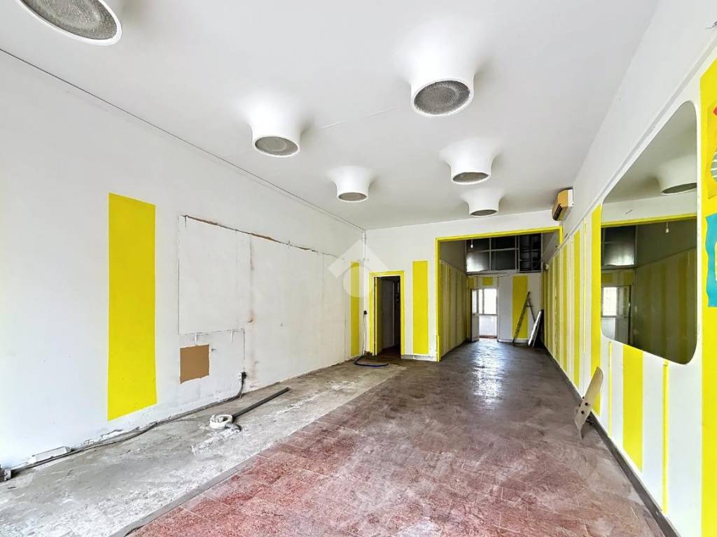 negozio in vendita a Livorno