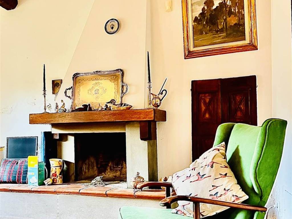 casa indipendente in vendita a Livorno in zona Montenero