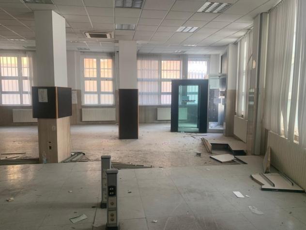 negozio in vendita a Livorno in zona Centro Città