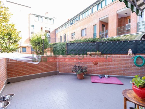 appartamento in vendita a Livorno in zona Stillo