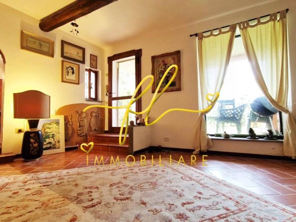 casa indipendente in vendita a Livorno in zona Montenero