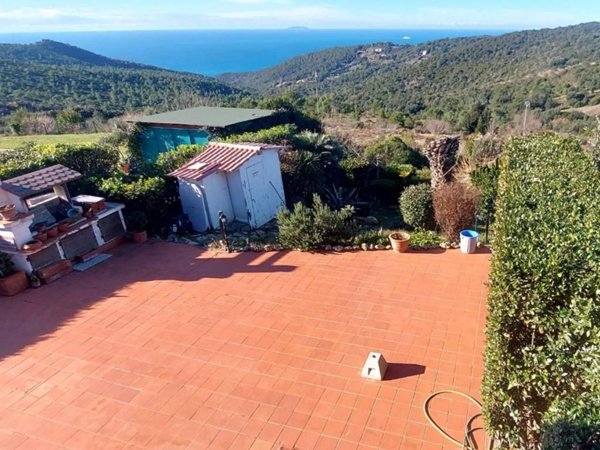 appartamento in vendita a Livorno in zona Quercianella