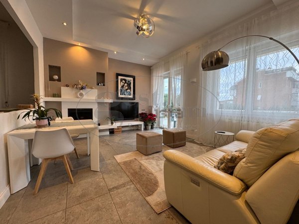 casa indipendente in vendita a Livorno in zona Antignano