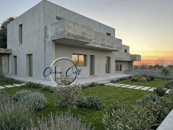 casa indipendente in vendita a Livorno in zona Limoncino