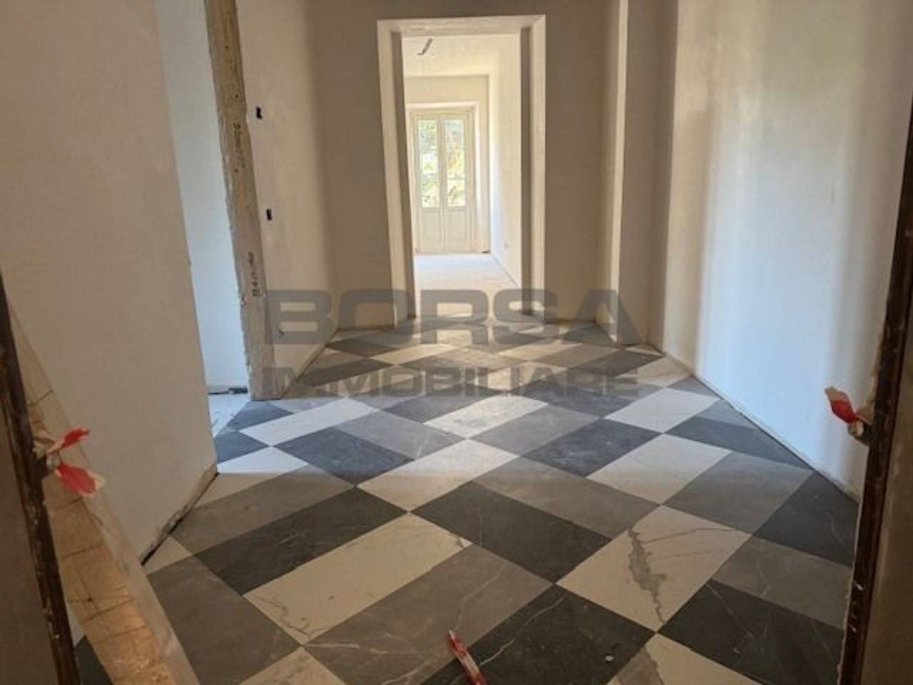 appartamento in vendita a Livorno in zona Antignano