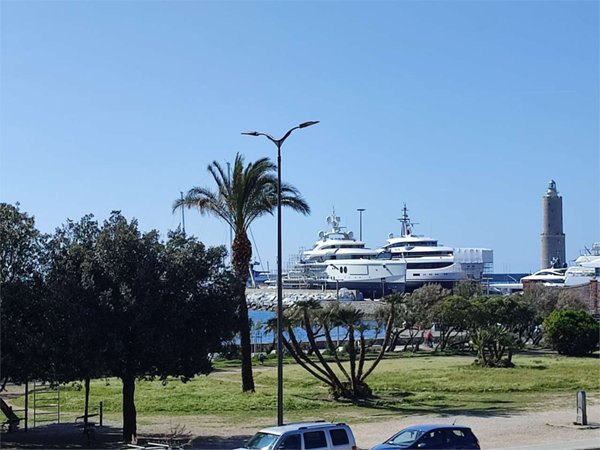 appartamento in vendita a Livorno in zona Lungomare