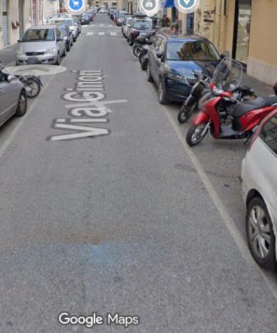 pentavano in vendita a Livorno