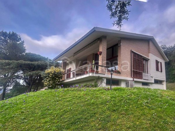 casa indipendente in vendita a Livorno in zona Valle Benedetta