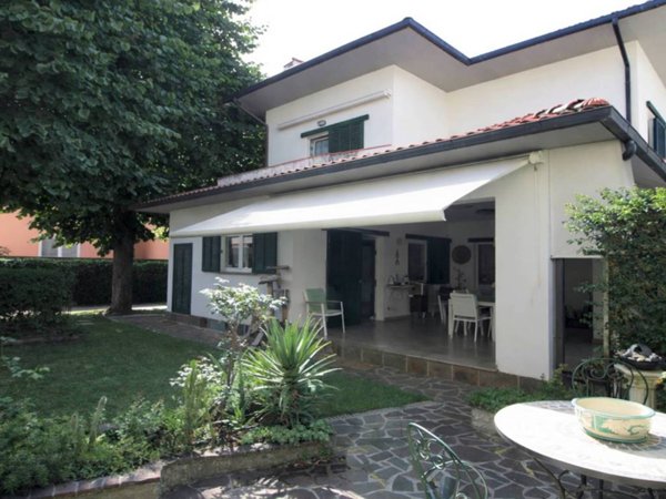 casa indipendente in vendita a Livorno in zona Ospedale