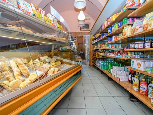 negozio in vendita a Livorno