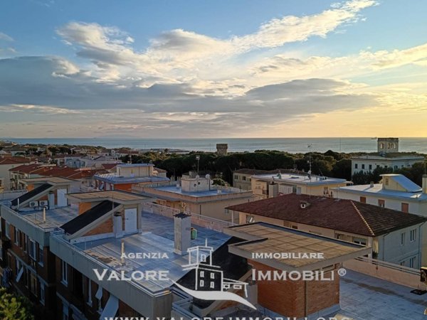 appartamento in vendita a Livorno in zona Antignano