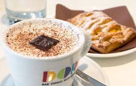 negozio in vendita a Livorno in zona Centro Città