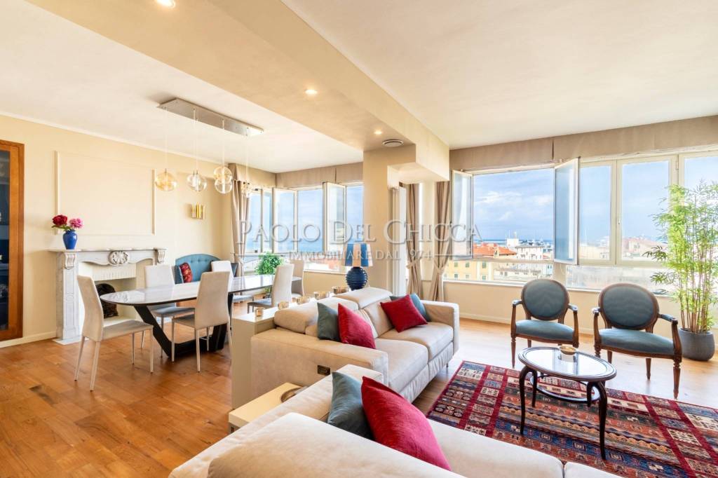 appartamento in vendita a Livorno in zona Lungomare