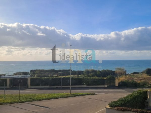 appartamento in vendita a Livorno in zona Antignano