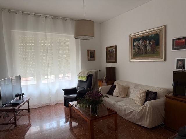 appartamento in vendita a Livorno in zona Ospedale