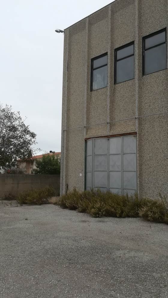 capannone in vendita a Livorno