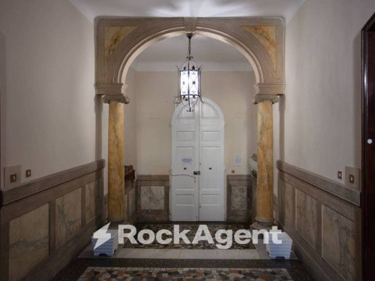 appartamento in vendita a Livorno in zona Stazione