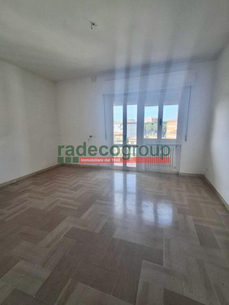 appartamento in vendita a Livorno in zona Ardenza