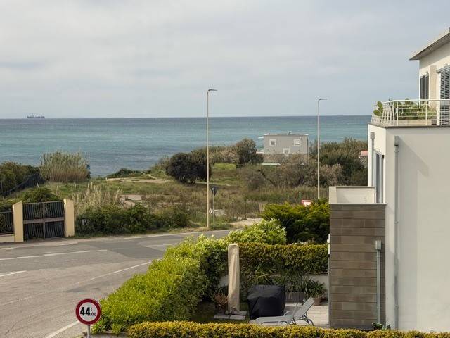 appartamento in vendita a Livorno in zona Montenero