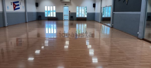 capannone in vendita a Livorno