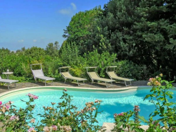 casa indipendente in vendita a Livorno in zona Montenero