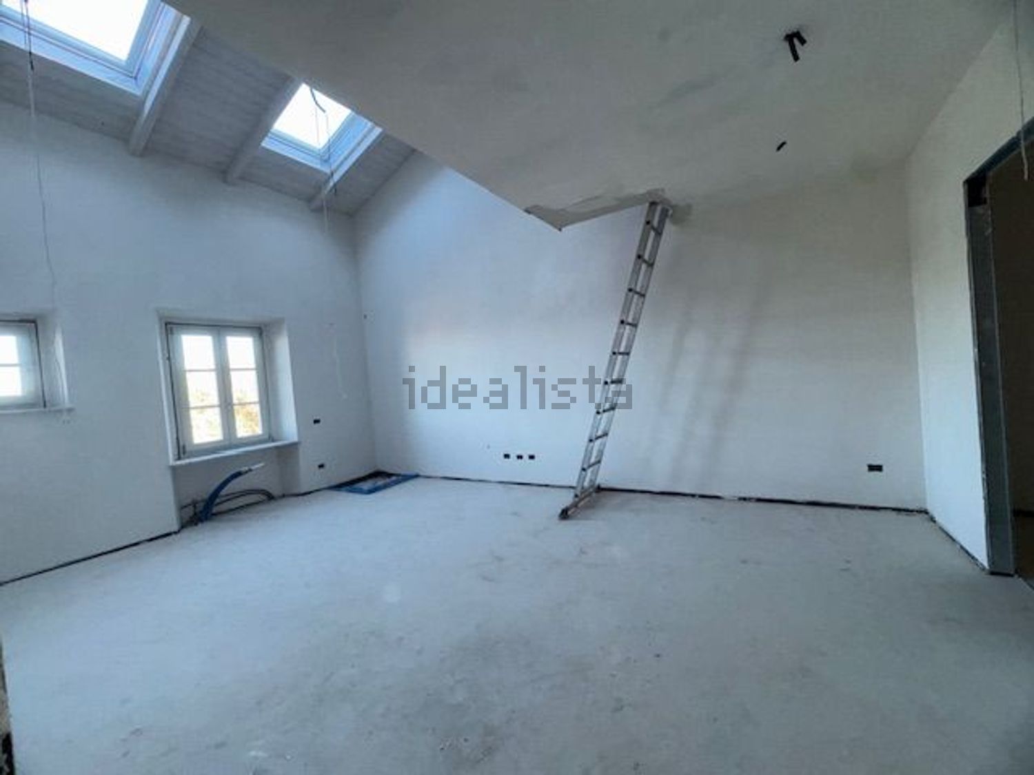 appartamento in vendita a Livorno in zona Antignano