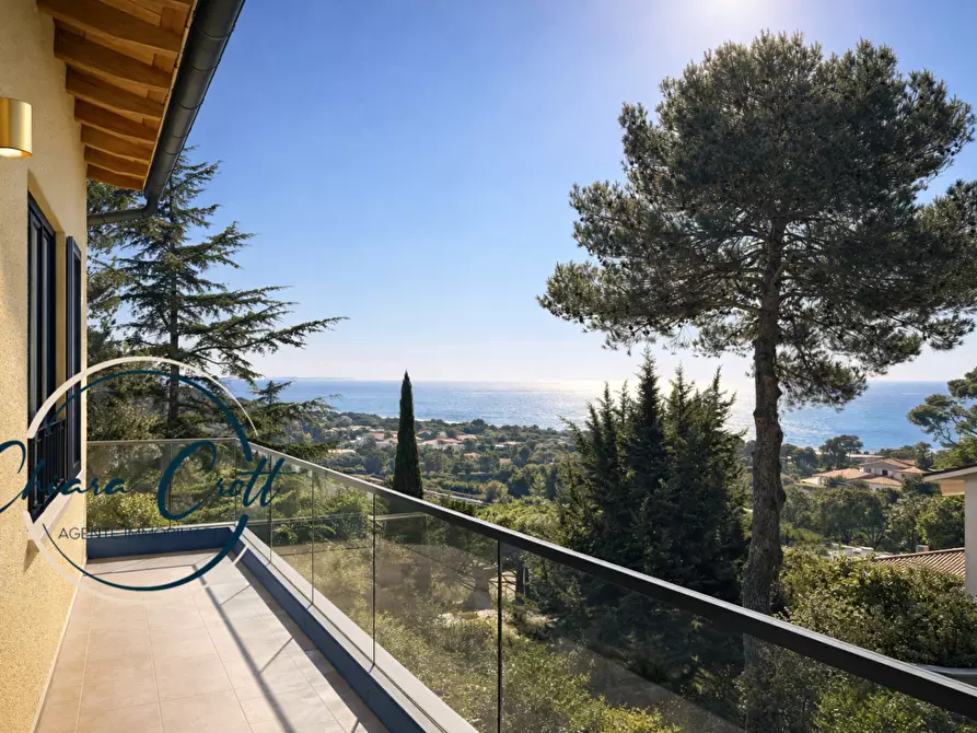 casa indipendente in vendita a Livorno in zona Quercianella