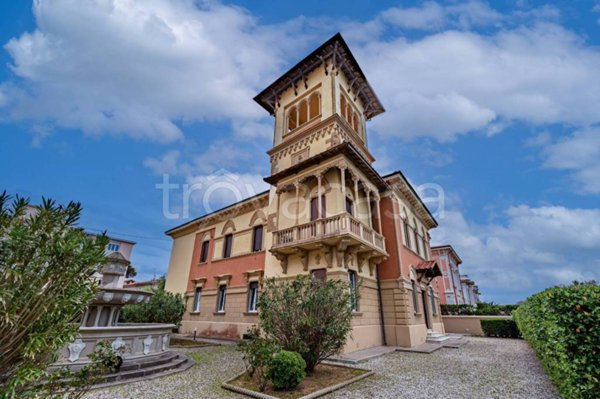 appartamento in vendita a Livorno in zona Lungomare