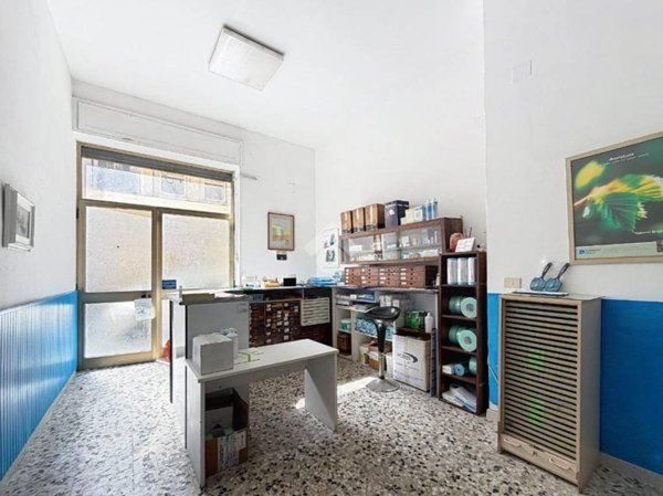 negozio in vendita a Livorno