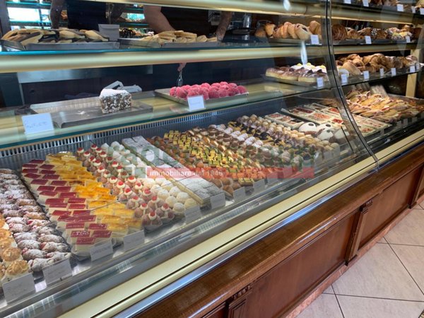 negozio in vendita a Livorno