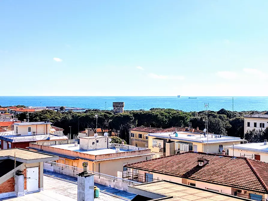 appartamento in vendita a Livorno in zona Lungomare