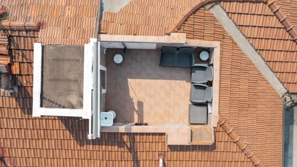 appartamento in vendita a Livorno in zona Antignano