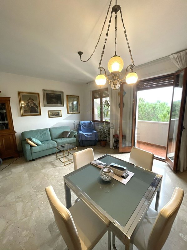 appartamento in vendita a Livorno in zona Ardenza