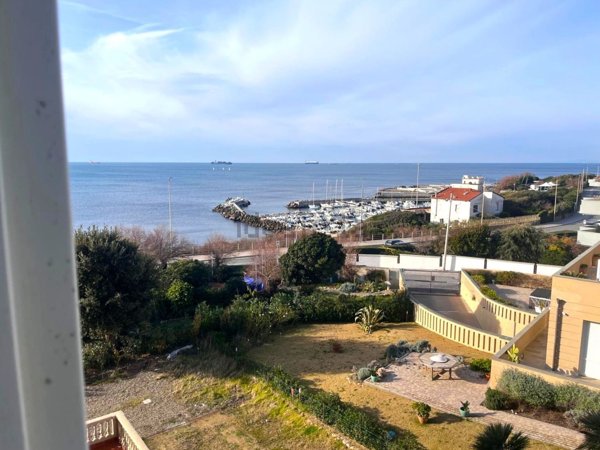 appartamento in vendita a Livorno