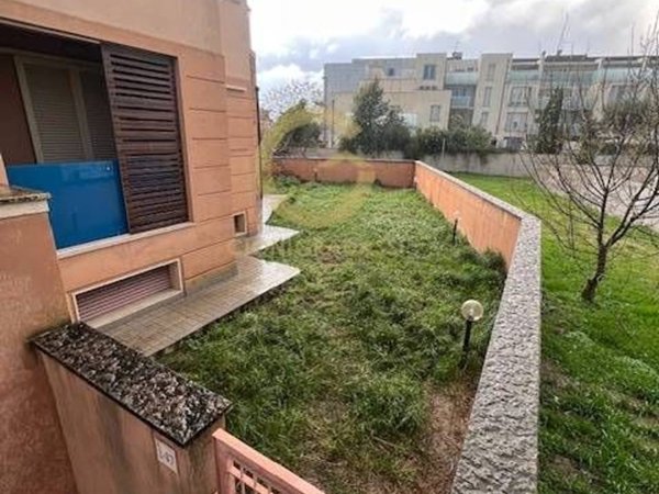 appartamento in vendita a Livorno in zona Limoncino