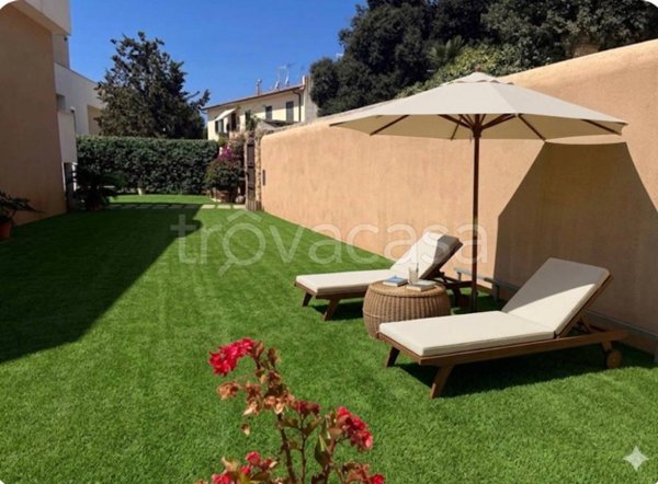 casa indipendente in vendita a Livorno in zona Antignano
