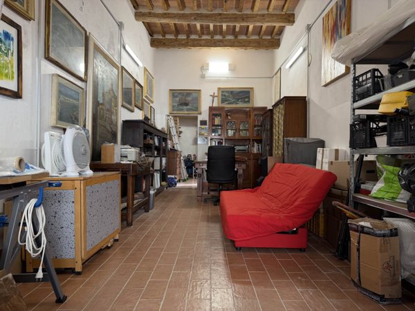 negozio in vendita a Livorno