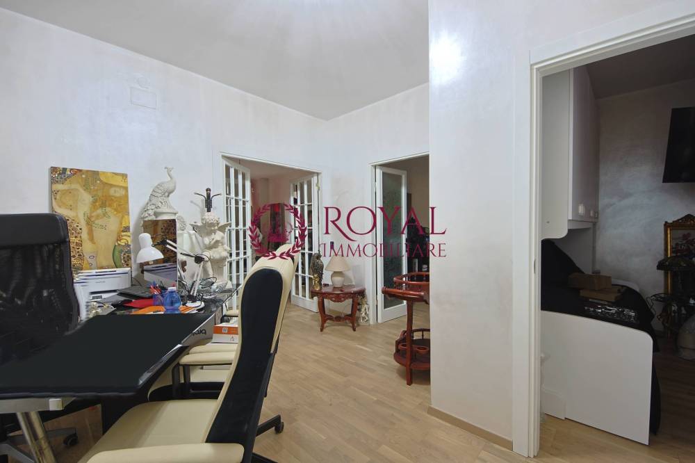 appartamento in vendita a Livorno in zona Centro Città