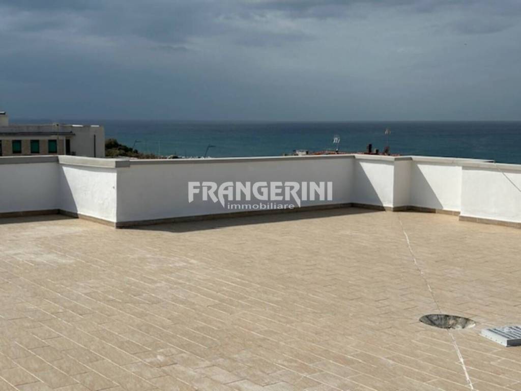 appartamento in vendita a Livorno in zona Antignano