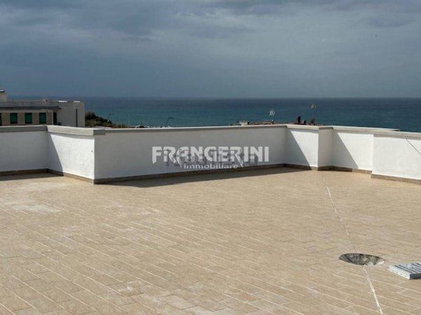 appartamento in vendita a Livorno in zona Antignano