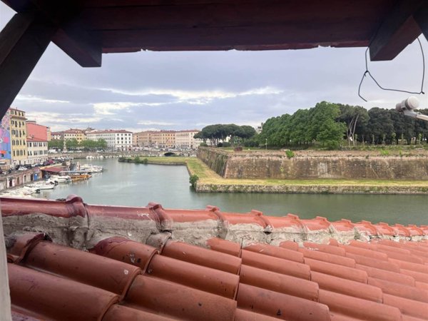 appartamento in vendita a Livorno in zona Stazione