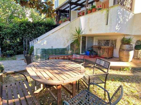 appartamento in vendita a Livorno in zona Montenero